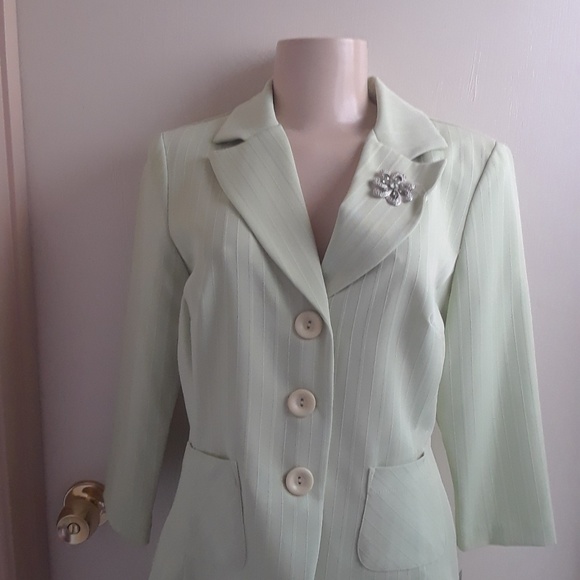 My Michelle Outfit - Picture 3 of 8